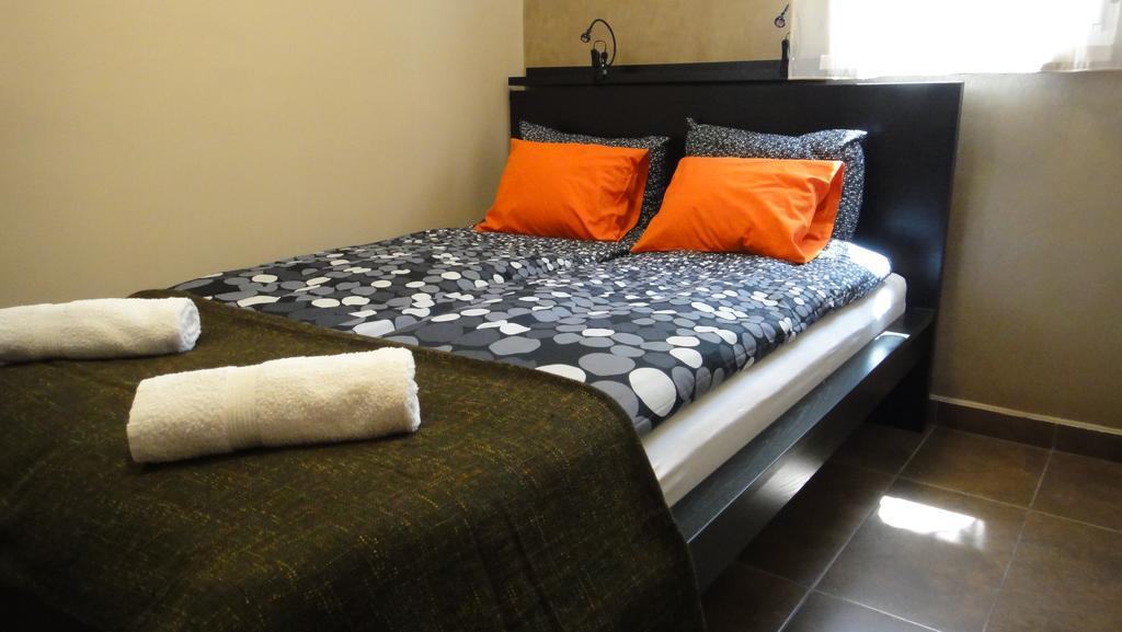 Mgtels Apartman - With Private Parking Budapeszt Zewnętrze zdjęcie