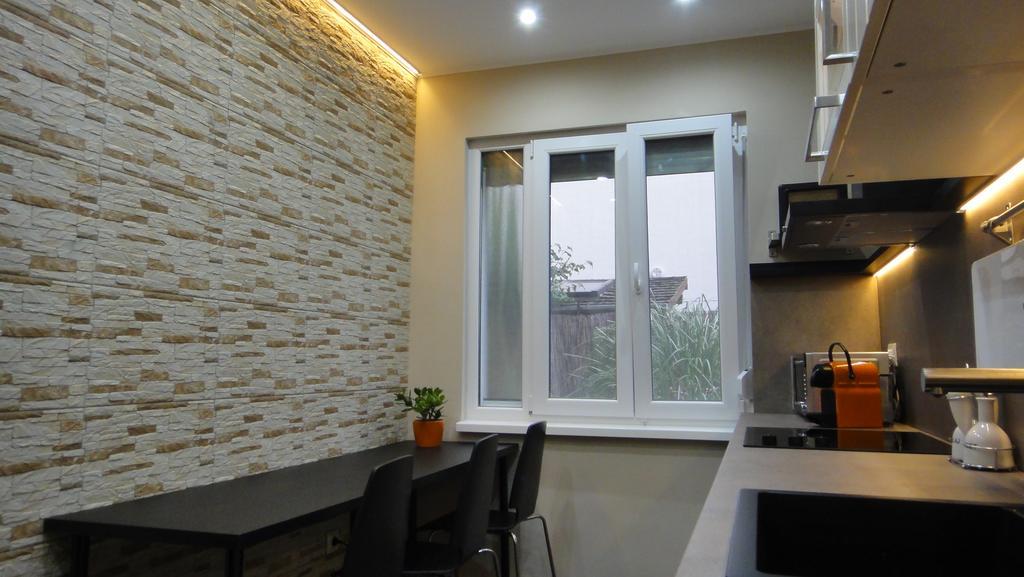 Mgtels Apartman - With Private Parking Budapeszt Zewnętrze zdjęcie