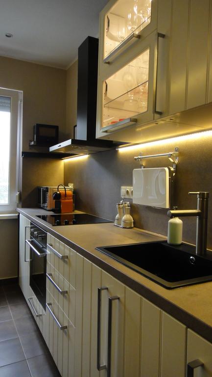 Mgtels Apartman - With Private Parking Budapeszt Zewnętrze zdjęcie