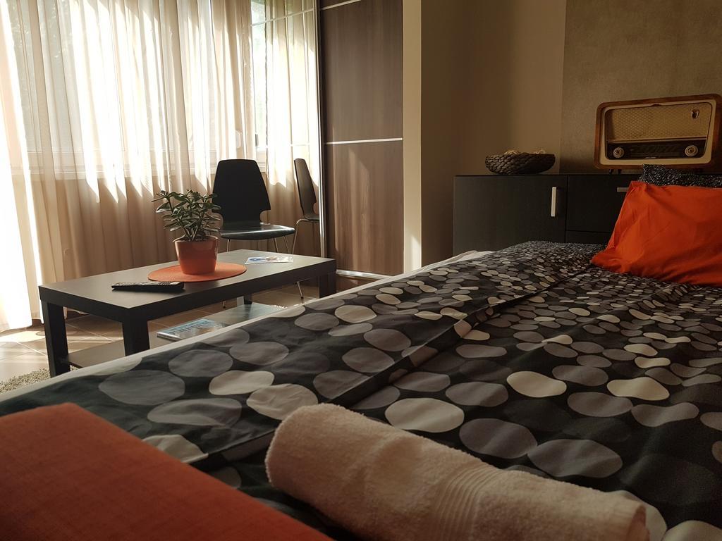 Mgtels Apartman - With Private Parking Budapeszt Zewnętrze zdjęcie