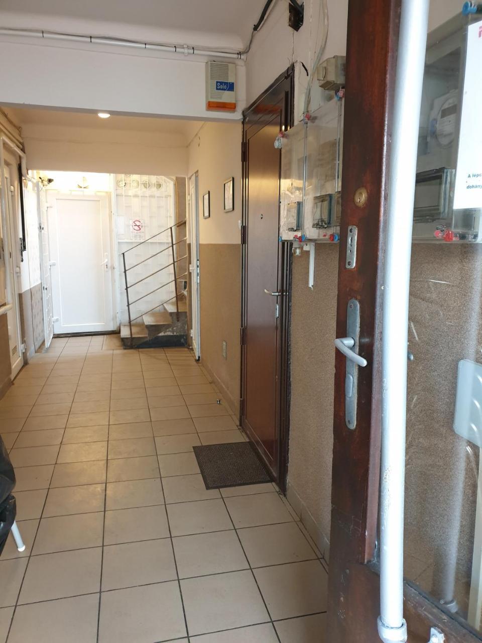 Mgtels Apartman - With Private Parking Budapeszt Zewnętrze zdjęcie